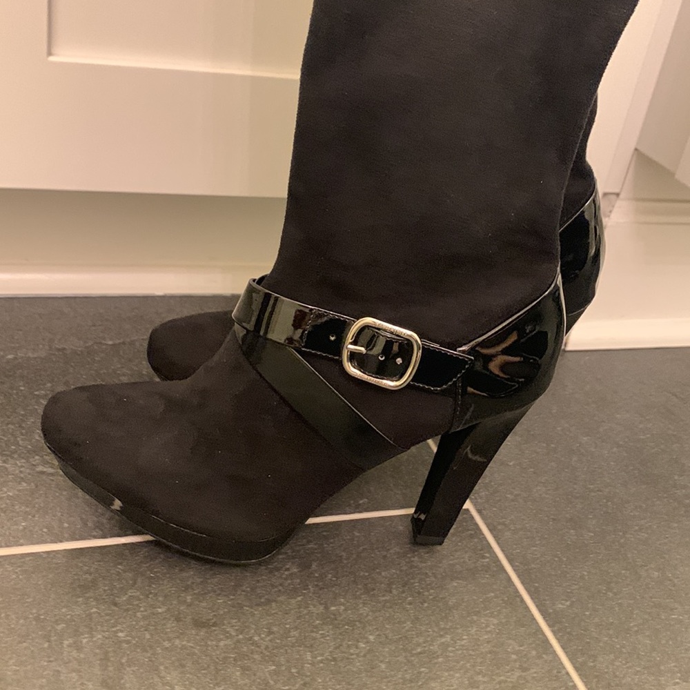 Black Platform Boots - image 4